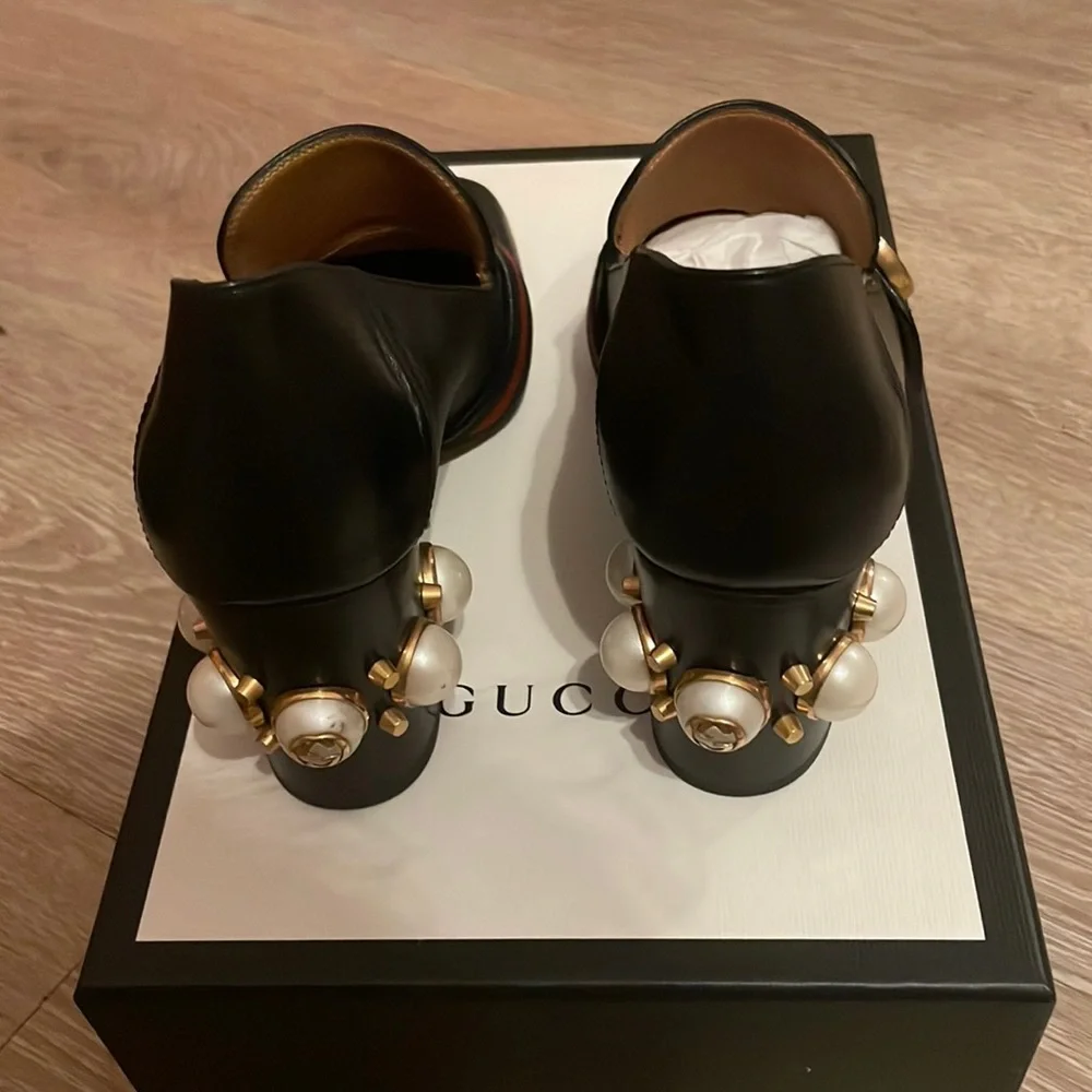 Gucci pumps with pearls in black. - Picture 5 of 6
